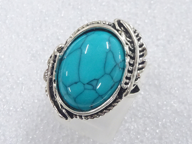 JAPANESE KIMONO / ANTIQUE COLORED STONE RING (SIZE 9)